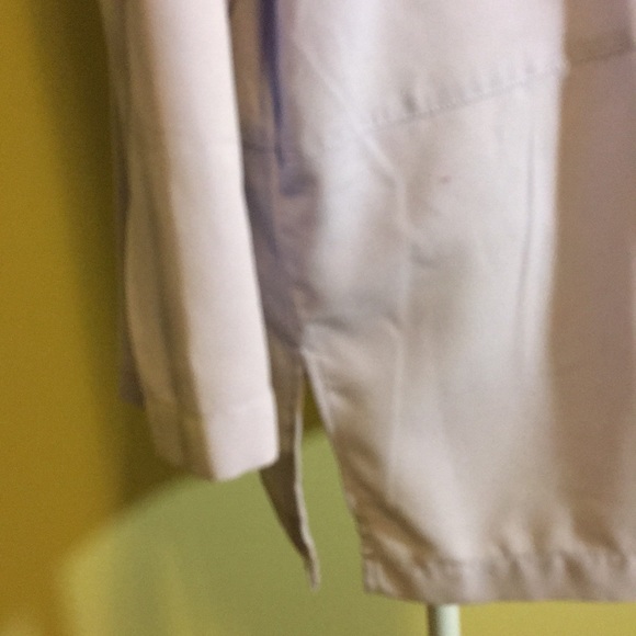 Travelsmith tunic lavender button down - Picture 3 of 4